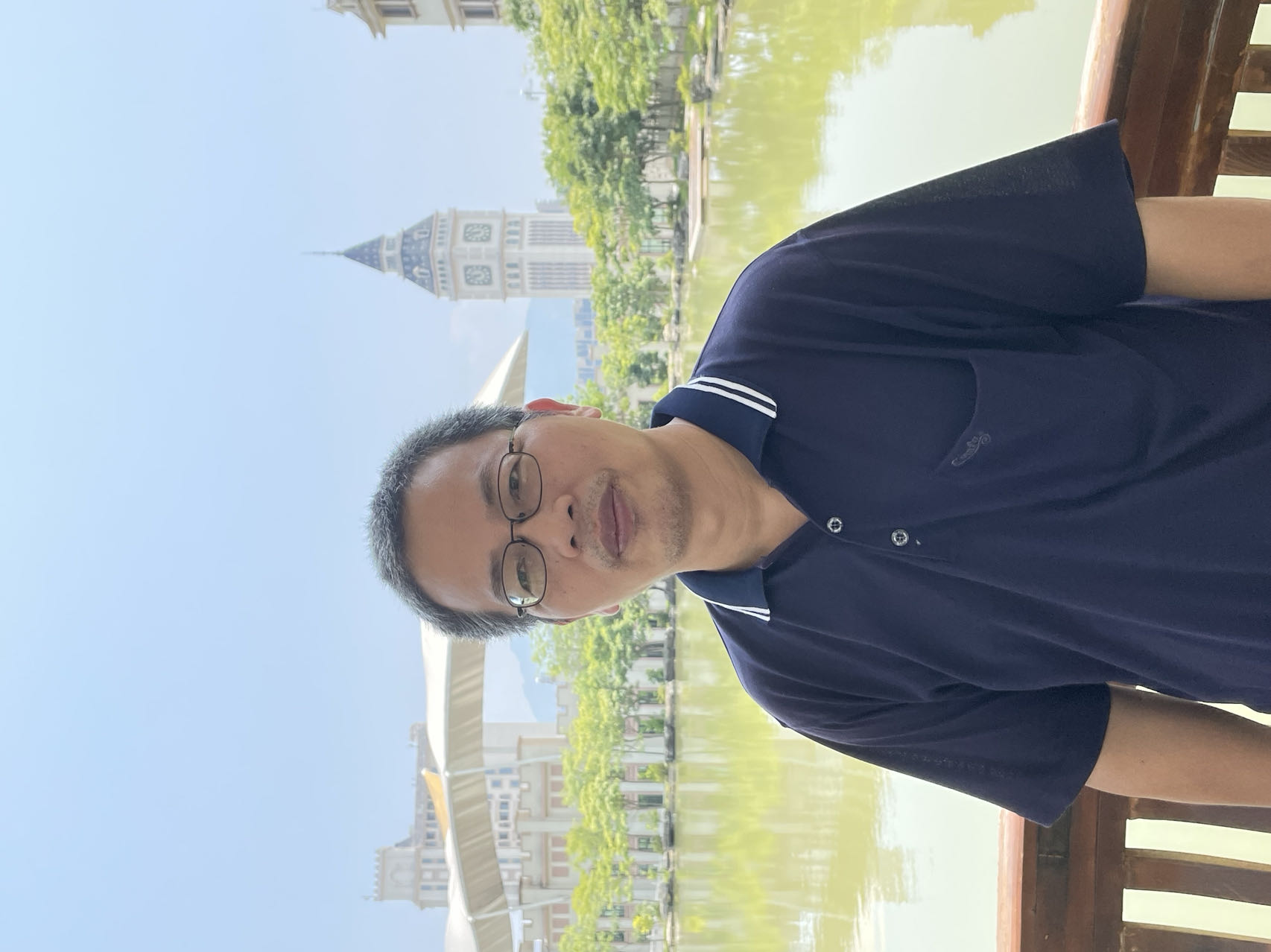 高级工程师黄健辉.jpg 高级工程师黄健辉.jpg